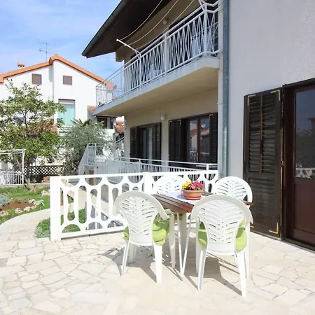 Apartment In Porec/istrien 10030 Porec